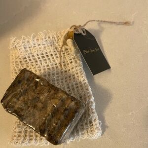 “Black African Soap,with exfoliating soap bag”